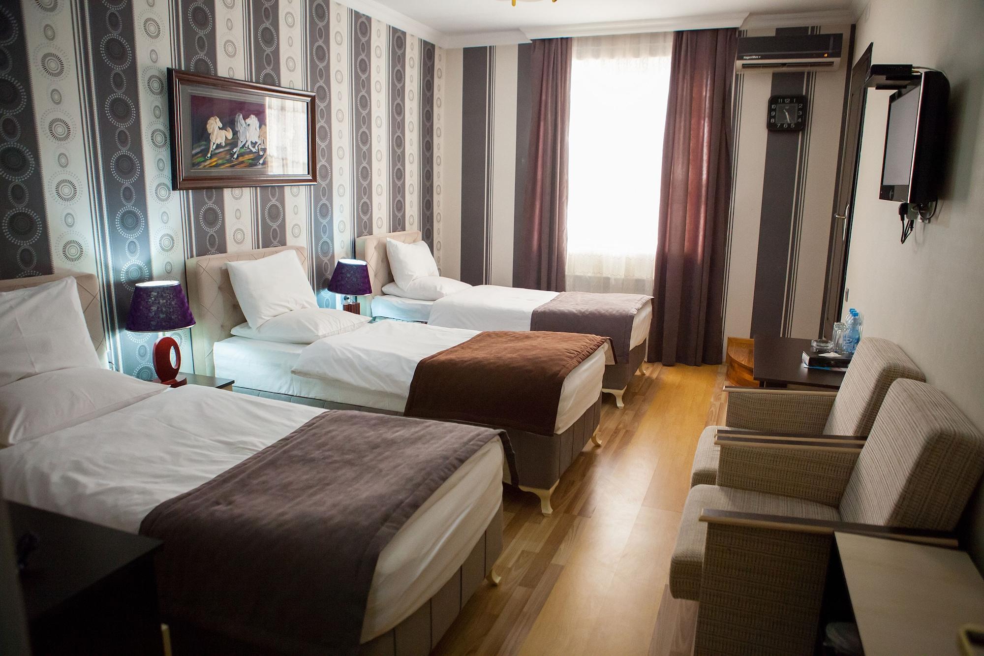 Issam Hotel&Spa Şǝki Exteriér fotografie