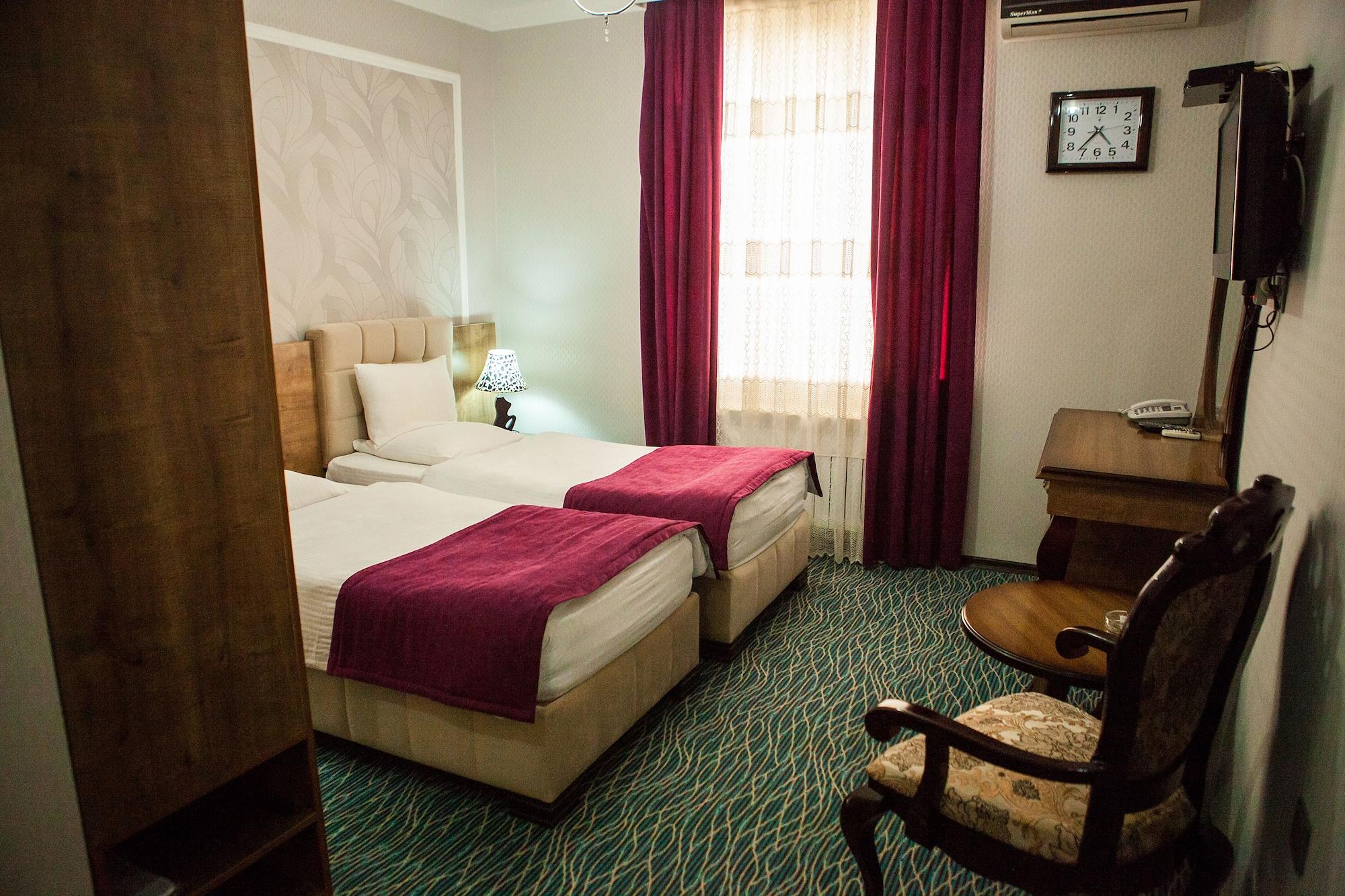 Issam Hotel&Spa Şǝki Exteriér fotografie