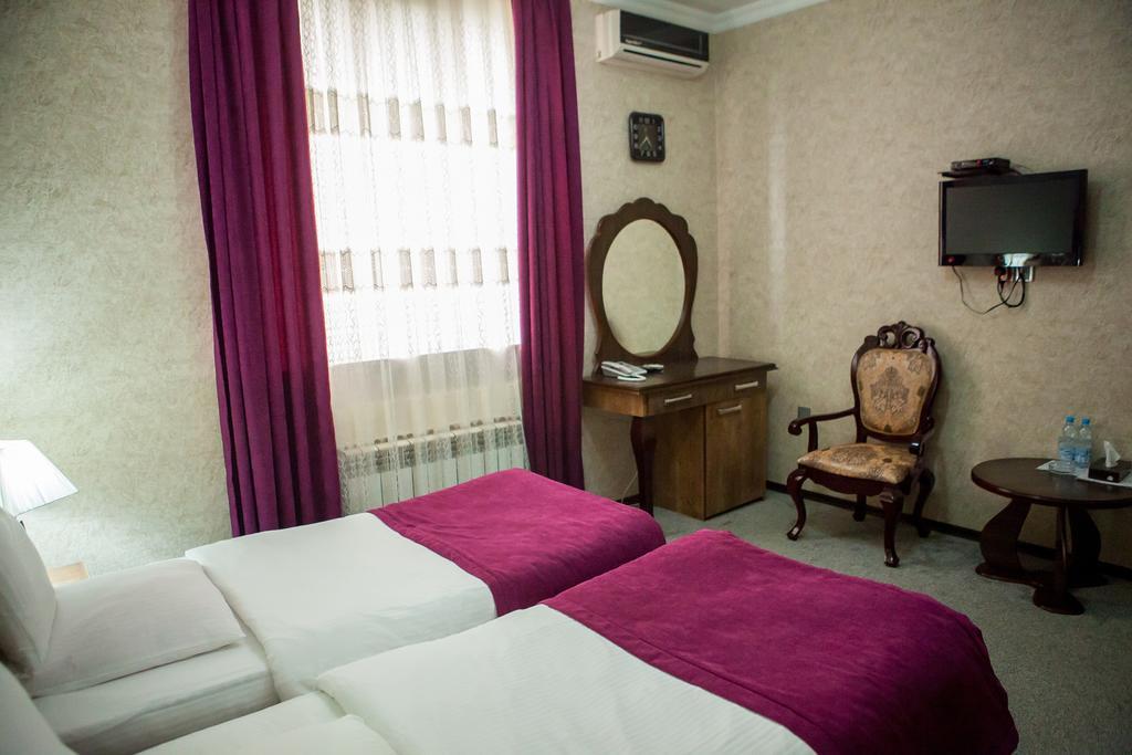 Issam Hotel&Spa Şǝki Exteriér fotografie